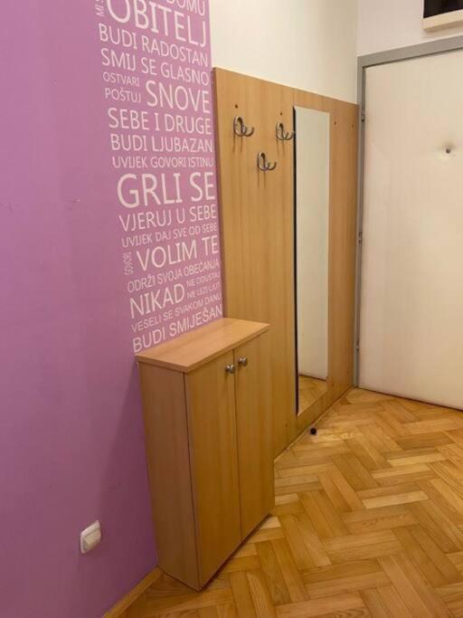 Apartamento Self Check-In Studio With Wi-Fi And Parking Place Zagreb Exterior foto